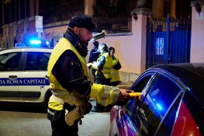 roma malamovida controlli polizia locale