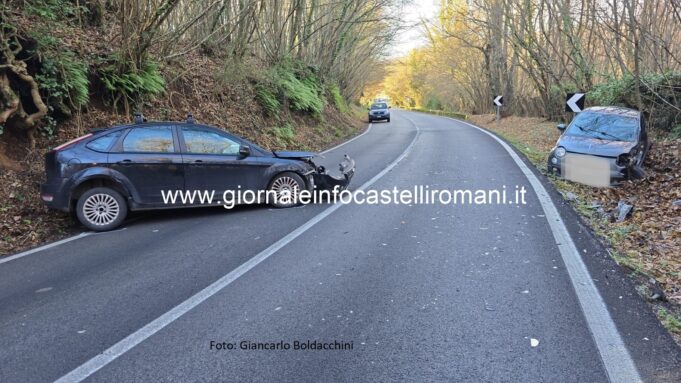 vELLETRI INCIDENTE VIA DEI LAGHI (3)