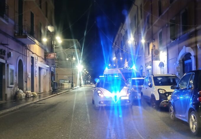 Genzano intervento polizia e sanitari