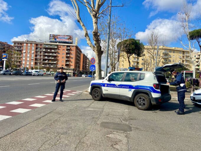 Tuscolano controlli Polizia Locale archivio