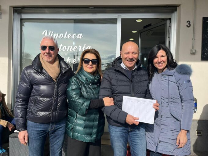 ciampino raccolta film per dire no alla pista ciclabile su via kennedy