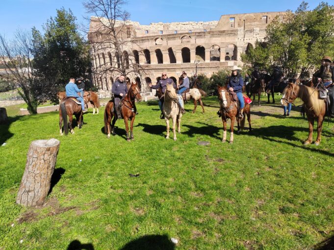 i castelli romani al trekking al colosseo