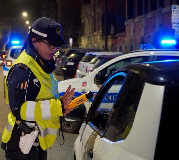 polizia locale fermato uomo tasso alcolemico alto